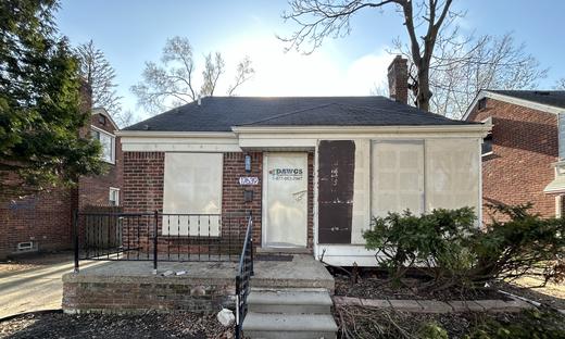 17639 Lenore; Detroit, Michigan, 48219: Updated Bungalow For Sale - Detroit's West Side