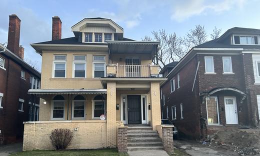 2067 Hazelwood St., Detroit, Michigan 48206: **Section 8 ok** Multi-Family - 1st Floor Unit Only Available For Rent