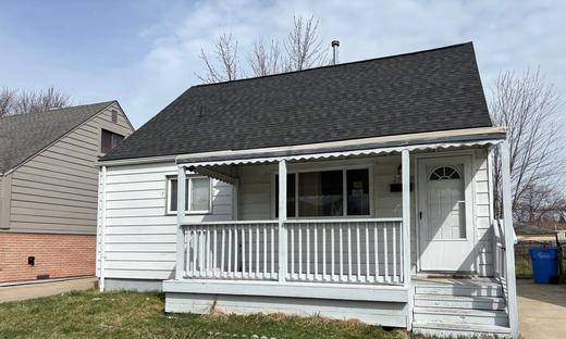 24448 Bolam Ave, Warren, MI 48089: Wonderful 3 Bedroom Warren Bungalow - FOR LEASE
